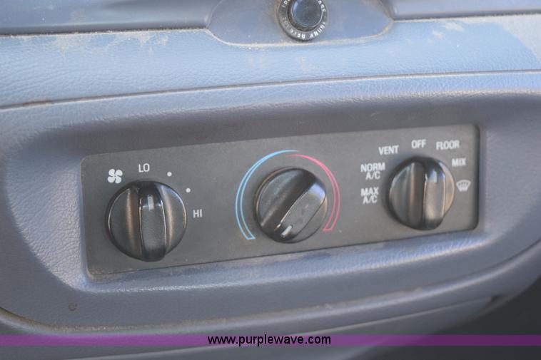 image for item I8582 1998 Ford Crown Victoria Police Interceptor