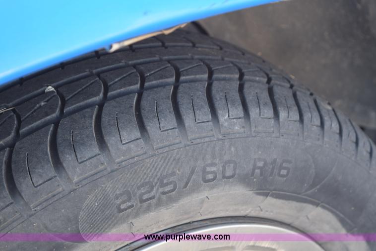 image for item I8582 1998 Ford Crown Victoria Police Interceptor