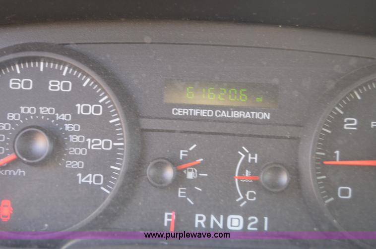 image for item I8693 2008 Ford Crown Victoria Police Interceptor