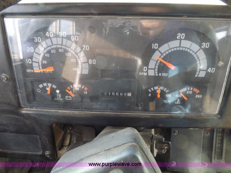 image for item K3017 1996 Chevrolet B7 Blue Bird school bus