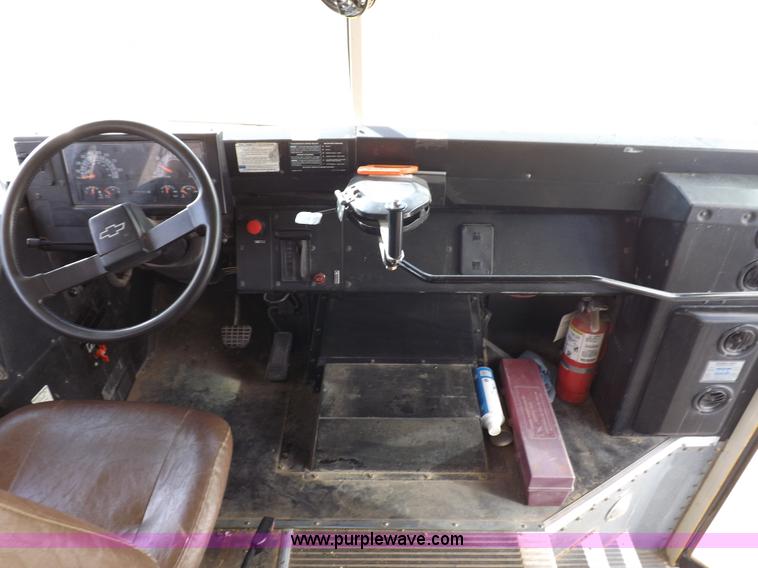 image for item K3017 1996 Chevrolet B7 Blue Bird school bus