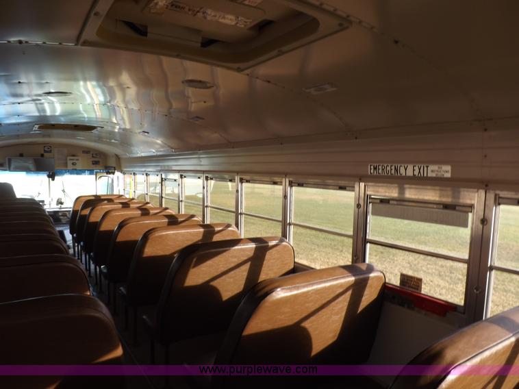 image for item K3019 1992 Blue Bird TC2000 school bus