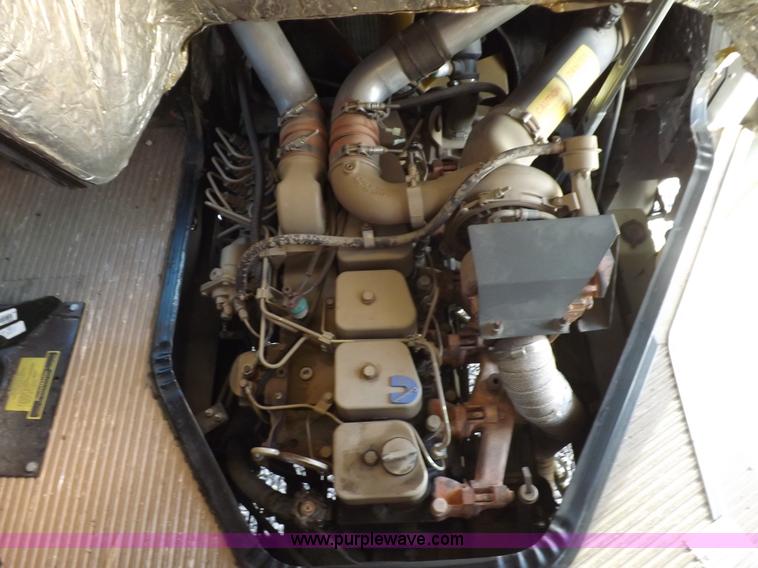 image for item K3019 1992 Blue Bird TC2000 school bus