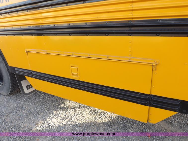 image for item K3019 1992 Blue Bird TC2000 school bus
