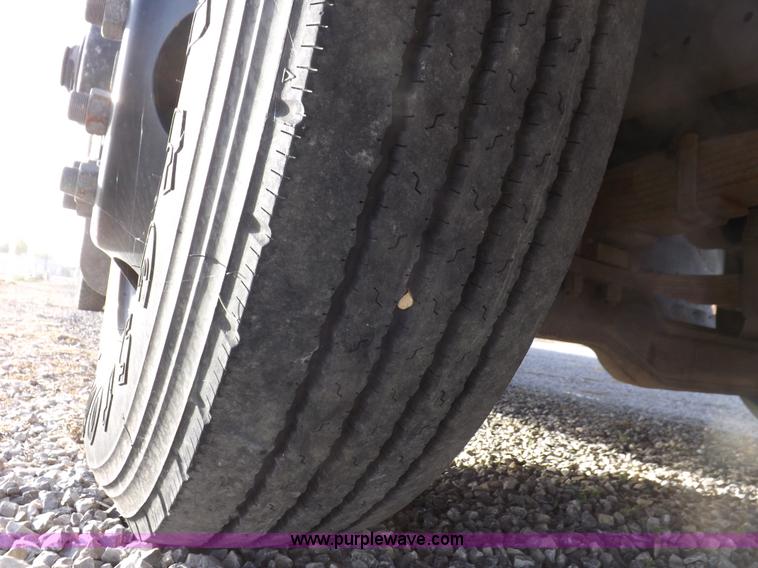 image for item K3019 1992 Blue Bird TC2000 school bus