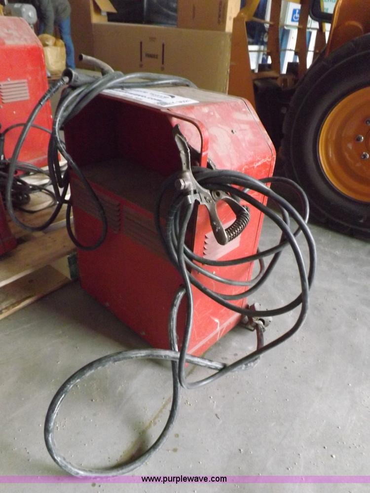 image for item K3021 (4) Lincoln welding machines