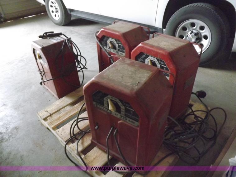 image for item K3021 (4) Lincoln welding machines