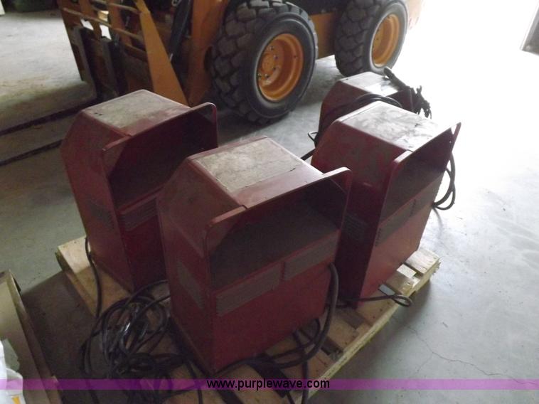 image for item K3021 (4) Lincoln welding machines