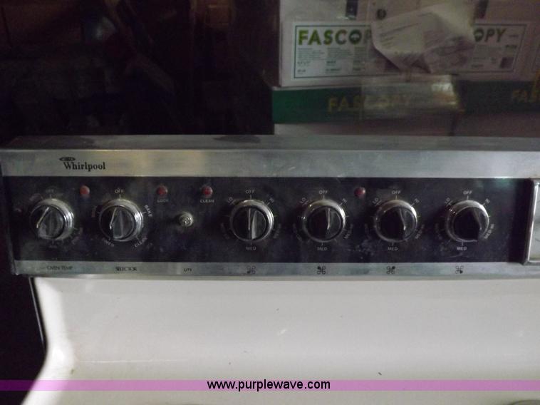 image for item K3027 Whirlpool self-cleaning oven