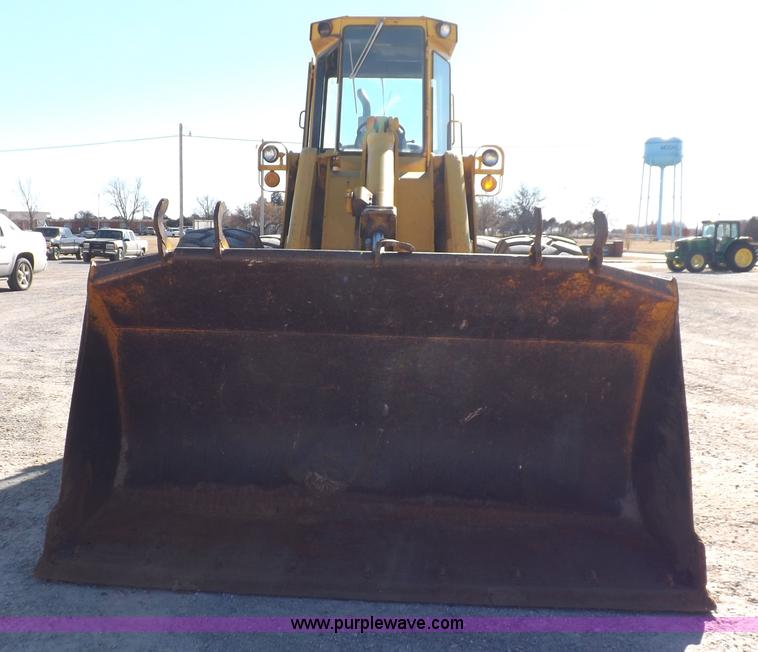 image for item K3035 1981 John Deere 644C wheel loader