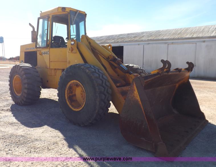 image for item K3035 1981 John Deere 644C wheel loader