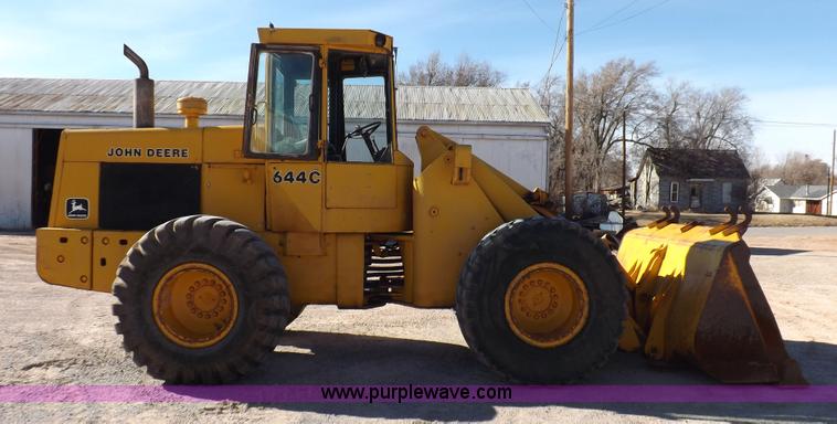 image for item K3035 1981 John Deere 644C wheel loader