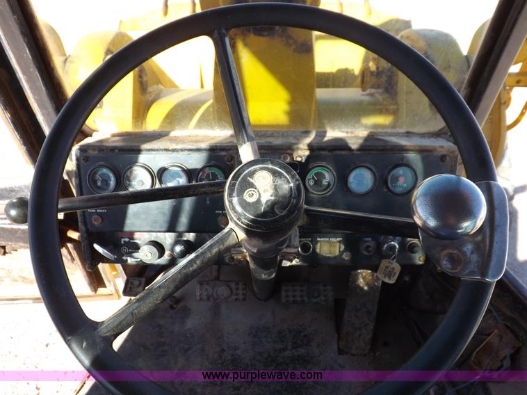 image for item K3035 1981 John Deere 644C wheel loader