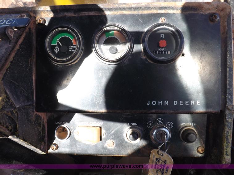 image for item K3035 1981 John Deere 644C wheel loader