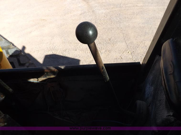 image for item K3035 1981 John Deere 644C wheel loader