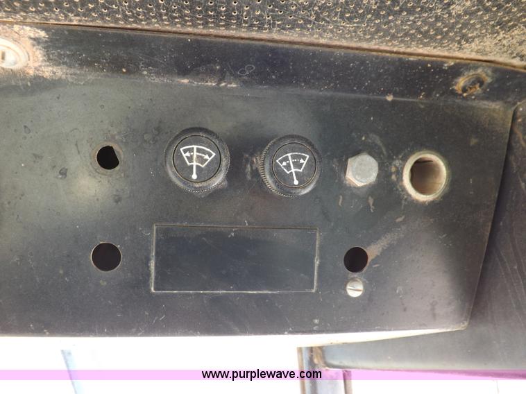 image for item K3035 1981 John Deere 644C wheel loader