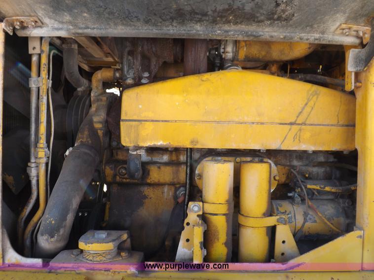 image for item K3035 1981 John Deere 644C wheel loader