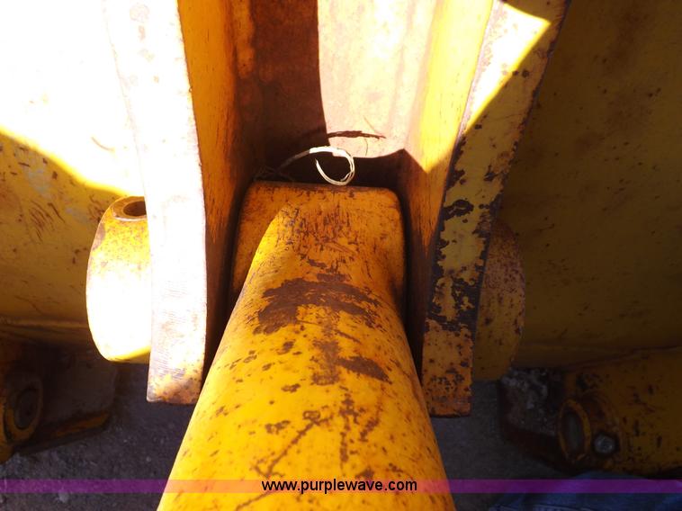 image for item K3035 1981 John Deere 644C wheel loader