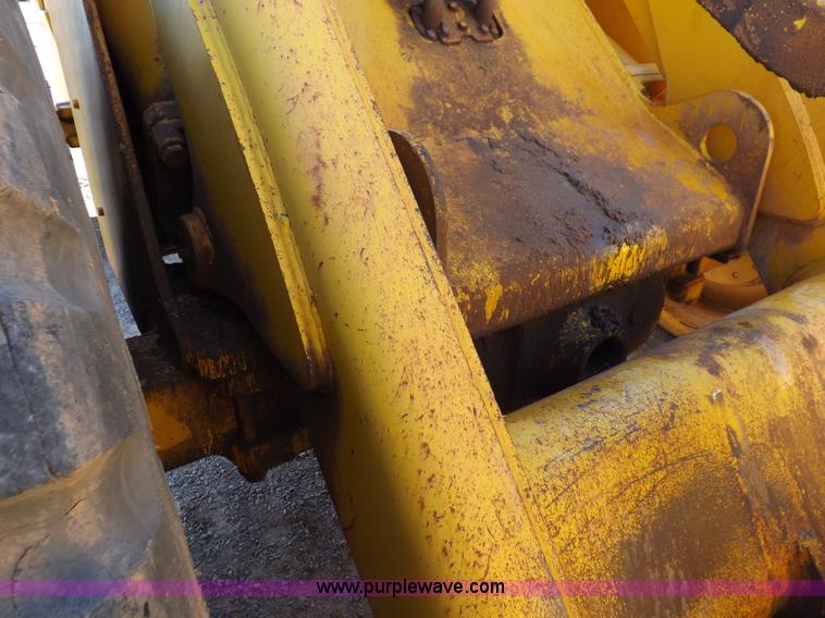 image for item K3035 1981 John Deere 644C wheel loader