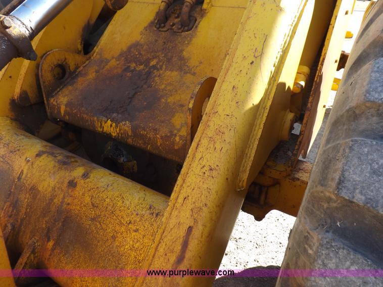 image for item K3035 1981 John Deere 644C wheel loader