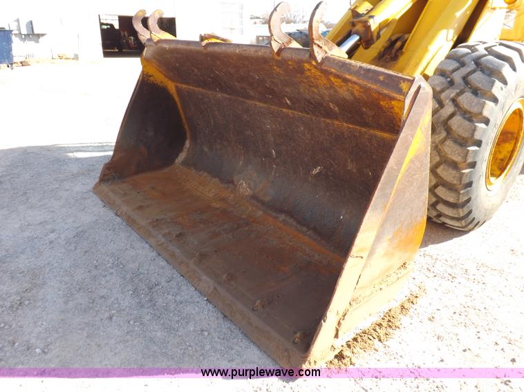 image for item K3035 1981 John Deere 644C wheel loader