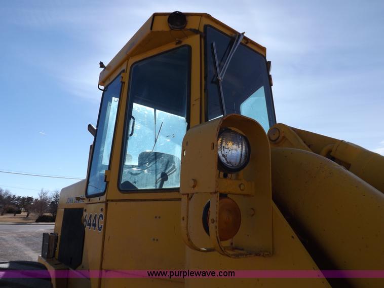 image for item K3035 1981 John Deere 644C wheel loader