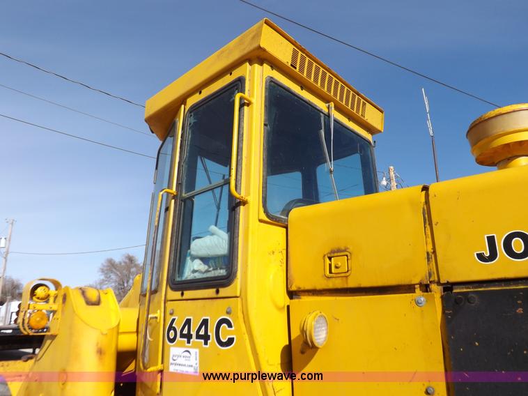 image for item K3035 1981 John Deere 644C wheel loader