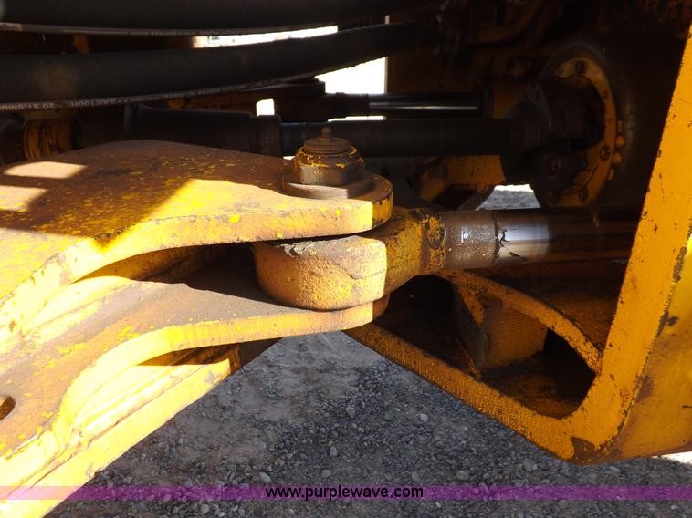 image for item K3035 1981 John Deere 644C wheel loader