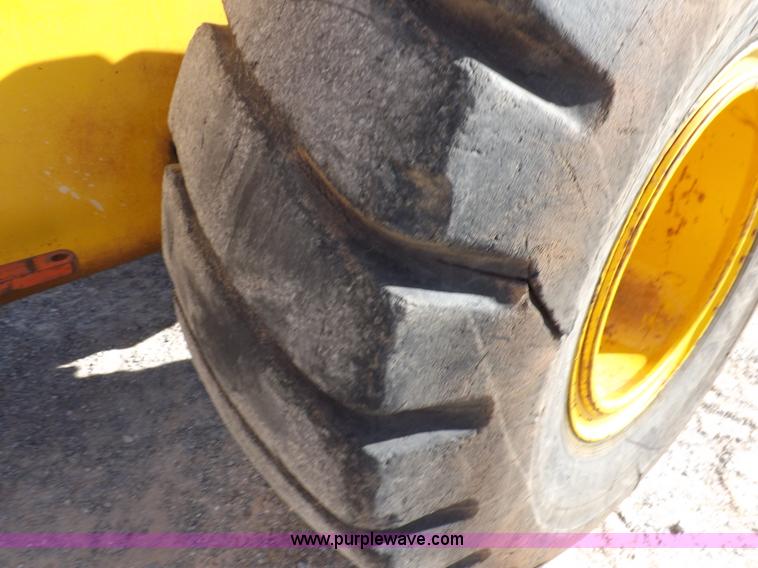 image for item K3035 1981 John Deere 644C wheel loader