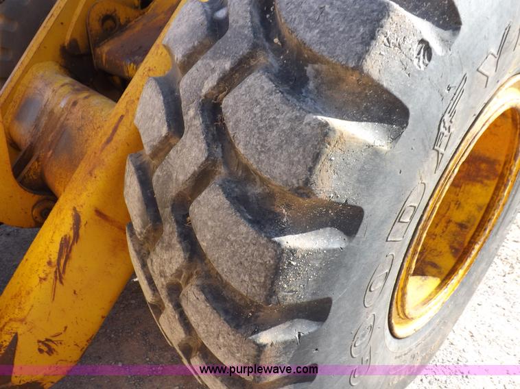 image for item K3035 1981 John Deere 644C wheel loader