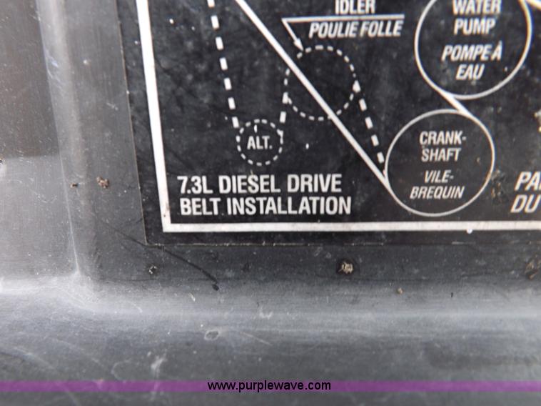 image for item K3045 2000 Ford 801 ambulance