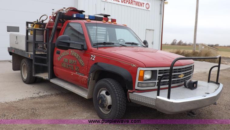 image for item K3046 1991 Chevrolet Cheyenne 3500 flatbed fire truck