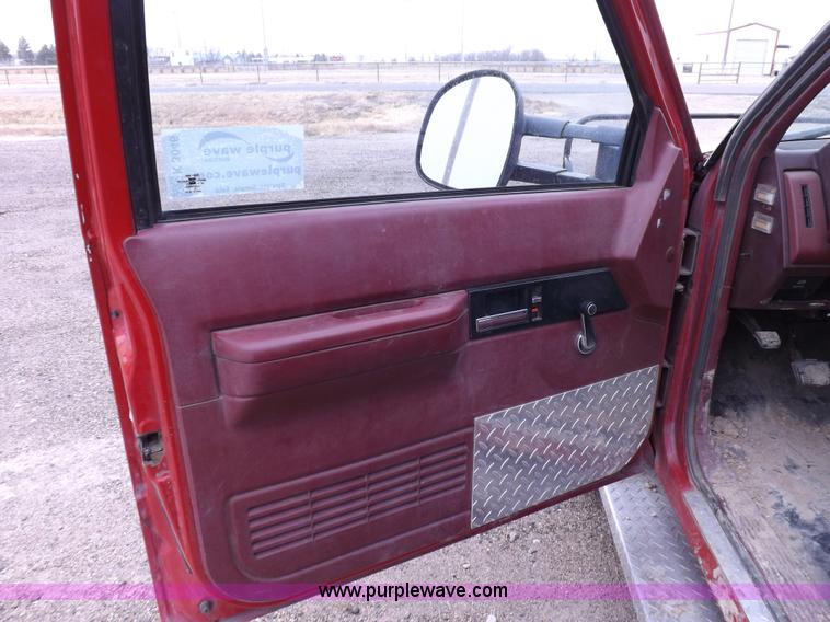 image for item K3046 1991 Chevrolet Cheyenne 3500 flatbed fire truck