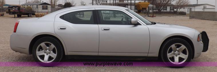 image for item K3048 2009 Dodge Charger SE Police