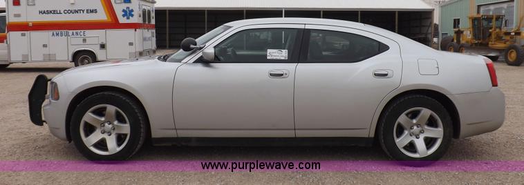 image for item K3048 2009 Dodge Charger SE Police