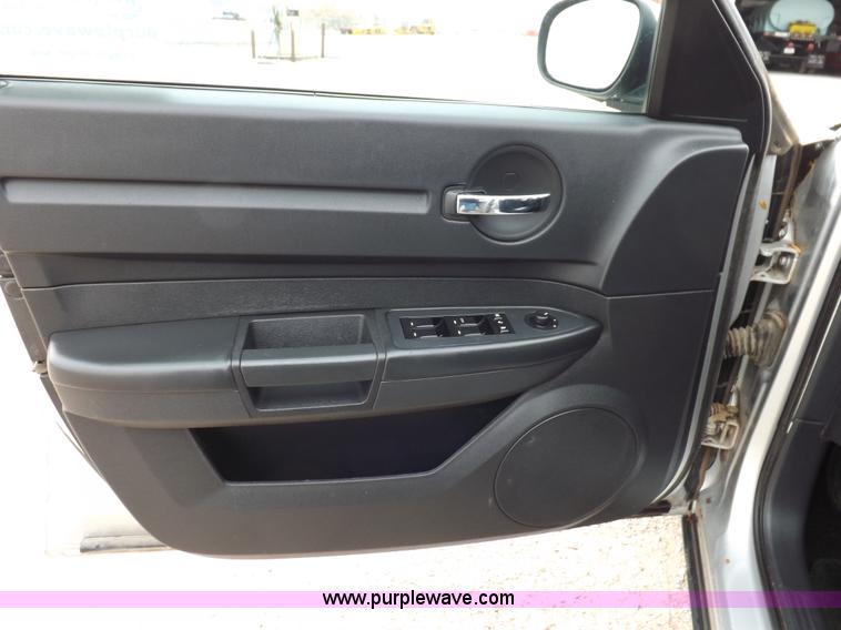 image for item K3048 2009 Dodge Charger SE Police