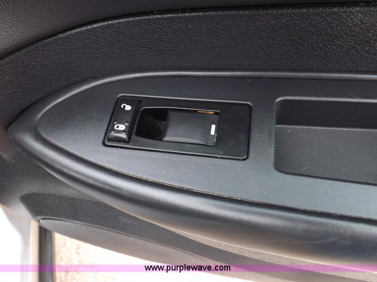 image for item K3048 2009 Dodge Charger SE Police