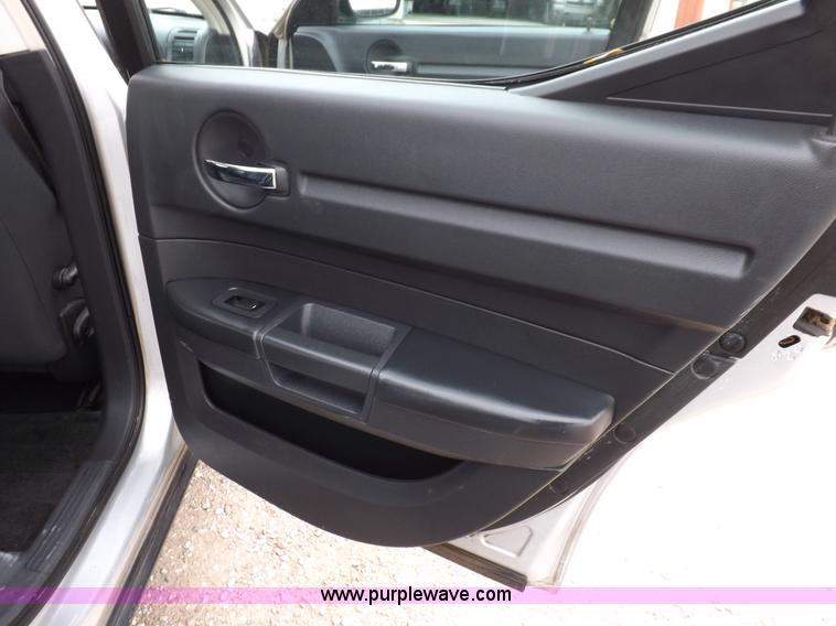 image for item K3048 2009 Dodge Charger SE Police