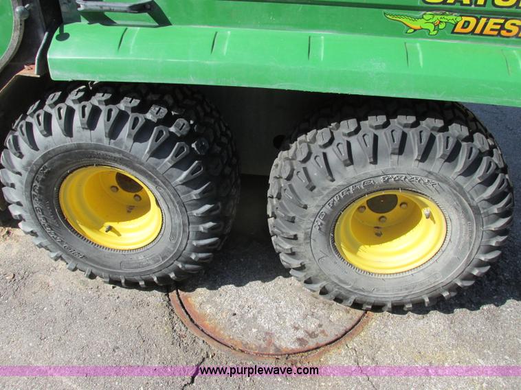 image for item Z9193 2003 John Deere Gator utility vehicle