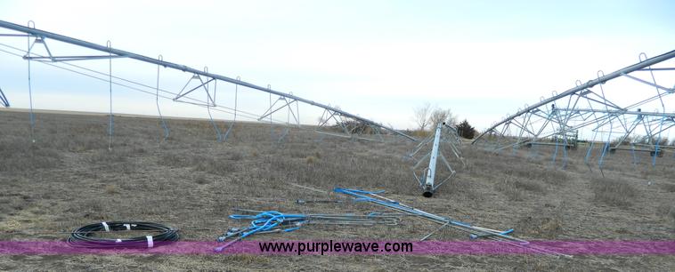 image for item D6109 1983 Valley eight tower pivot irrigation system