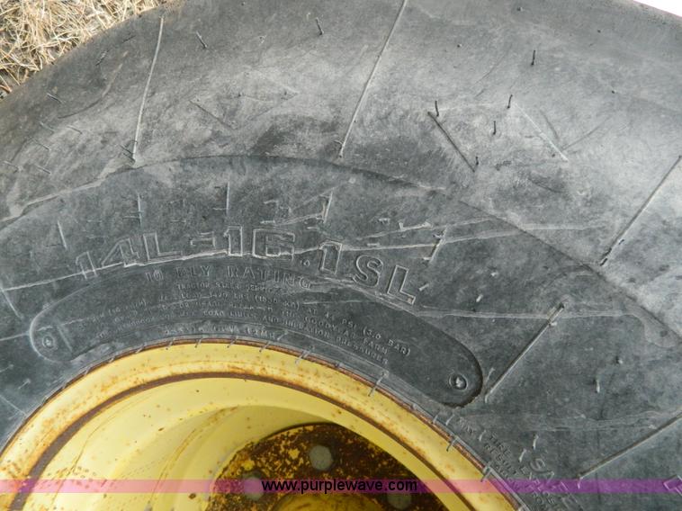 image for item H2280 1979 John Deere 4840 tractor