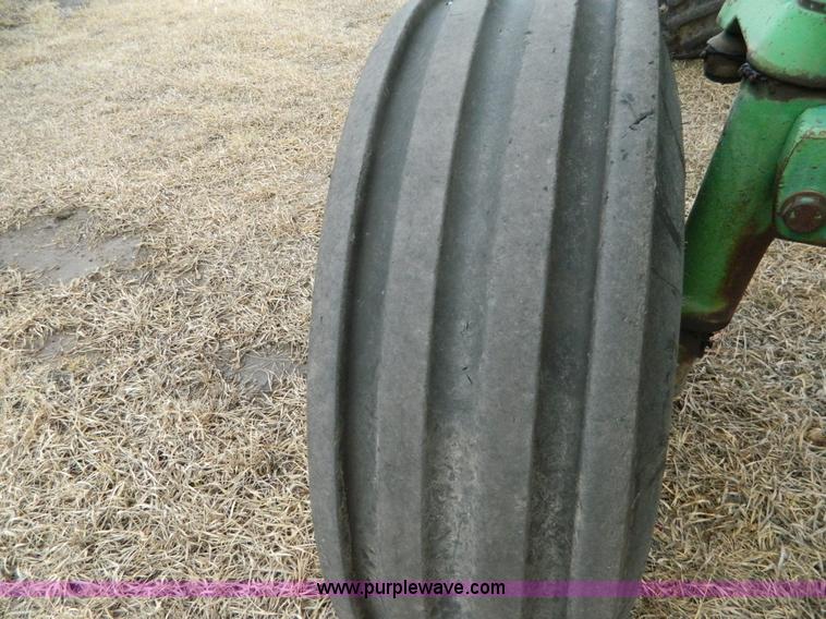 image for item H2280 1979 John Deere 4840 tractor