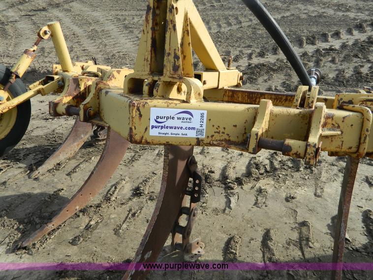 image for item H2285 10' five shank ripper