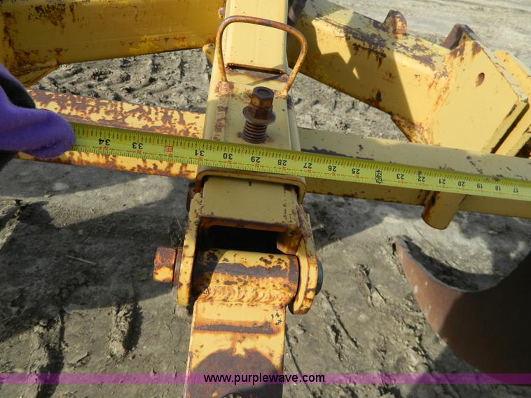 image for item H2285 10' five shank ripper