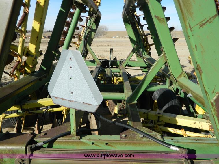 image for item H2291 John Deere 320 30' off-set disk