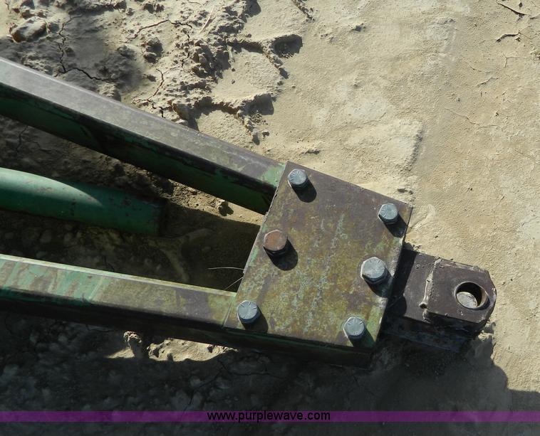 image for item H2291 John Deere 320 30' off-set disk