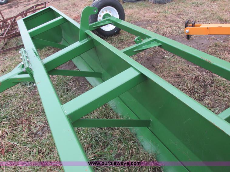 image for item I8827 12' box blade