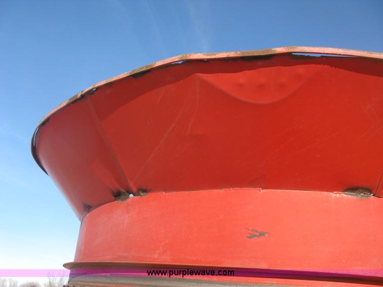 image for item K2763 HayBuster Big Bite H1000 tub grinder