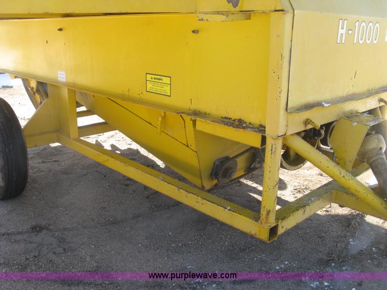 image for item K2763 HayBuster Big Bite H1000 tub grinder