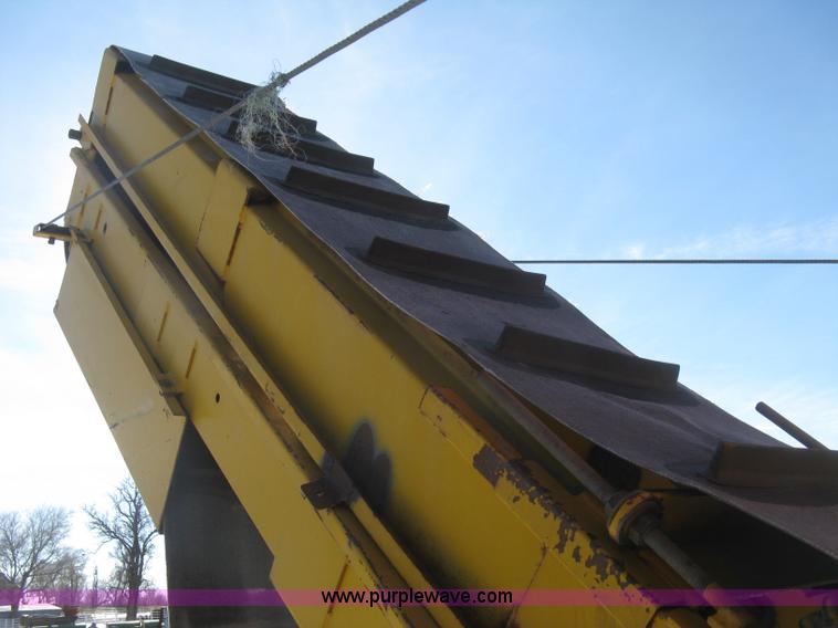 image for item K2763 HayBuster Big Bite H1000 tub grinder